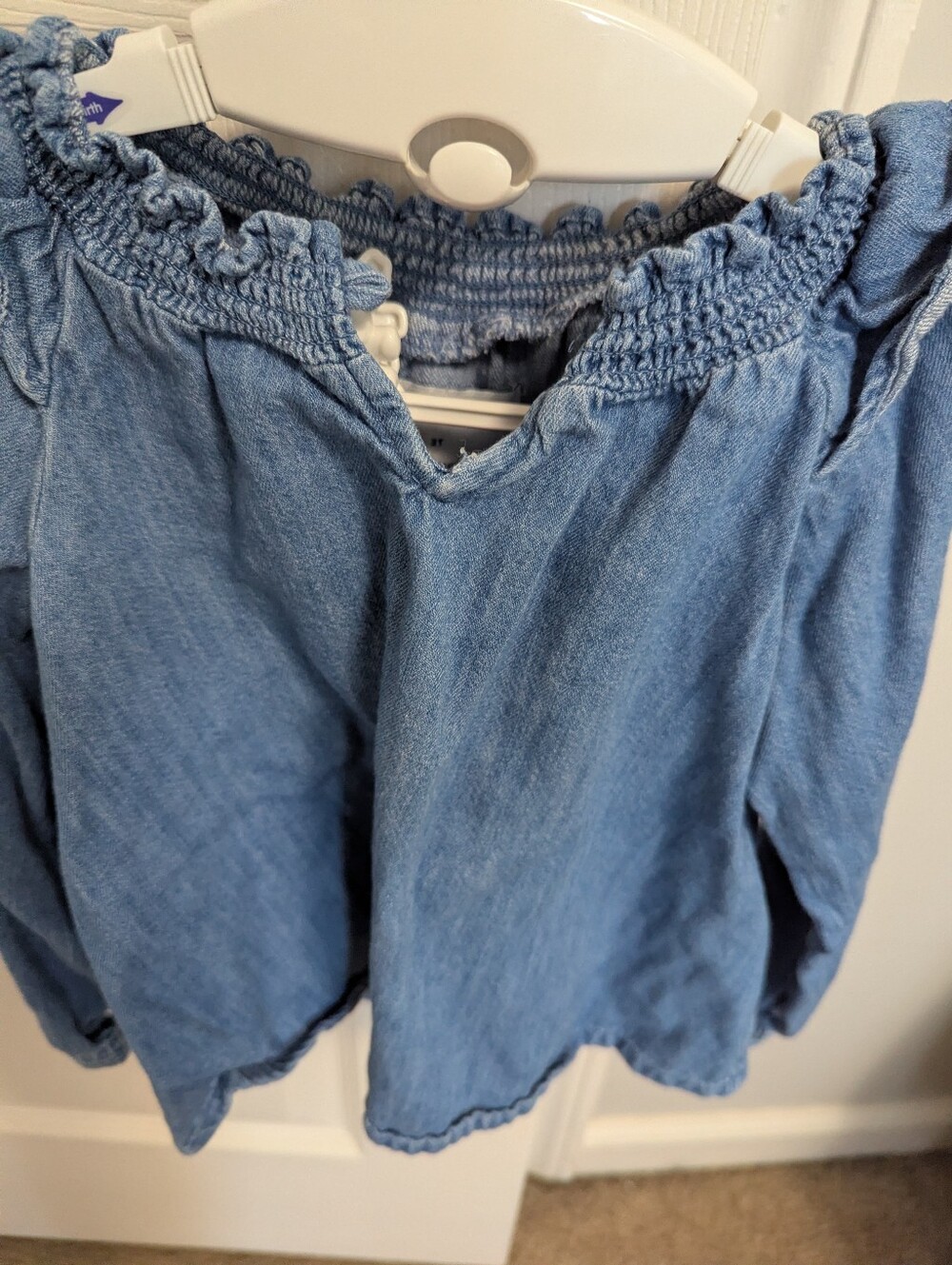 Old Navy Light Blue Chambray Girls Long Sleeve Top